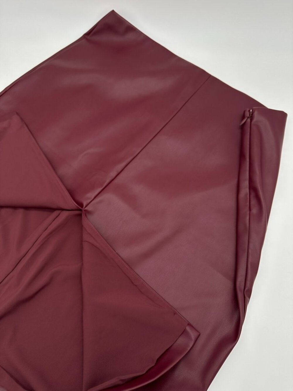 Abercrombie & Fitch Women's Mid Rise Faux Leather Pencil Midi Skirt Size XL Wine
